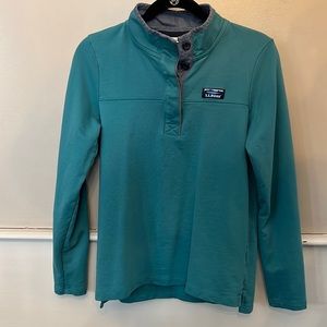 LL Bean long sleeve 1/4 button up